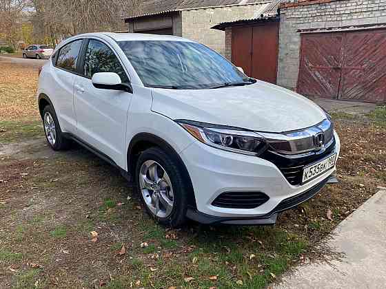 Хонда HRV 2020 цвет кузова белый жемчуг бензин 1,8 полный привод 4 х4 Донецк