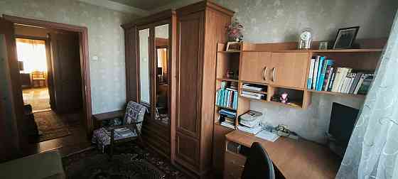 Предлагается на продажу просторная 4-х комнатная квартира в Киевском р-не по ул. Савченко ! Донецк