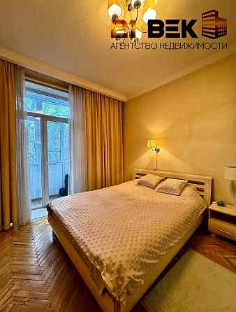 Продажа 2 комн. квартиры. Сталинка. Ориентир бул. Пушкина Донецк