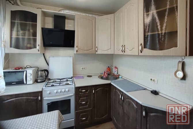 Сдам 1-комнатную квартиру в Буденовском районе, Цветочный. Донецк - изображение 2