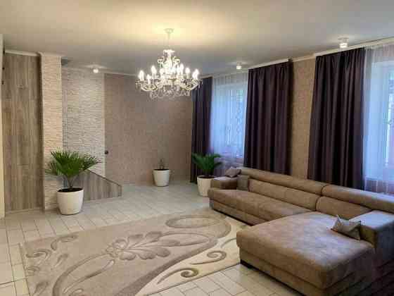 продается двухэтажный дом в Ленинском р-не Донецк