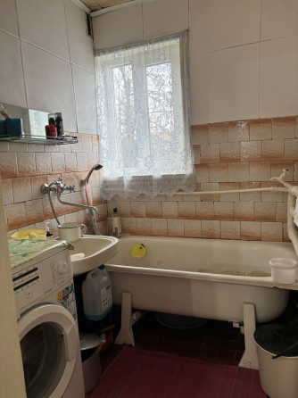 Продажа дома с газом в Горняцком районе, Красная горка, ориентир заправка, авторынок Макеевка