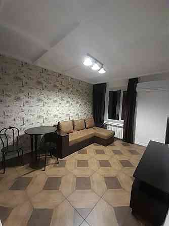 Сдам отличную квартиру Калининский р-н, бул. Шевченко, Торговый институт Донецк