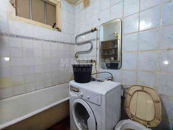 Продам 2к 15-я Линия с а.о. Центр Города Луганск