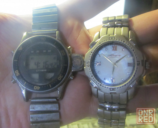 2 корпуса браслеты, в хлебном Донецк - изображение 1