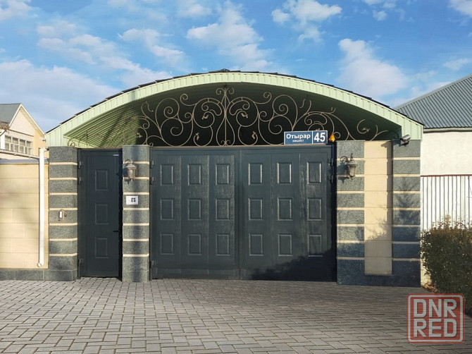 Распашные гаражные ворота DoorHan Донецк - изображение 2