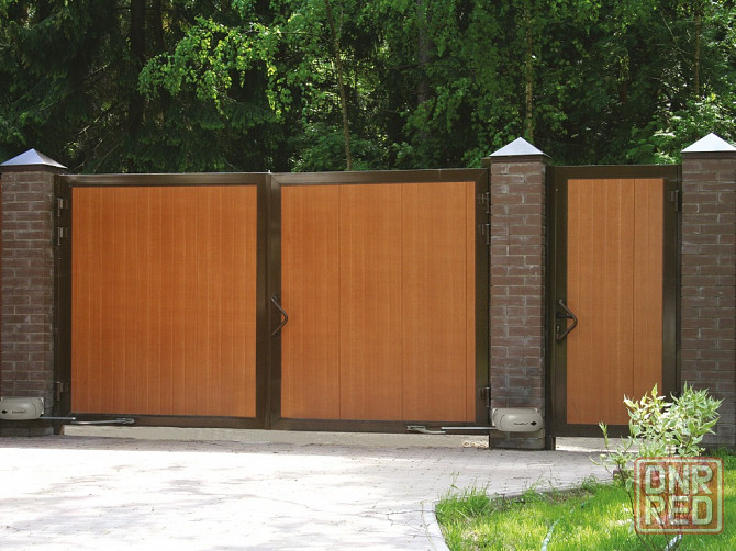 Распашные гаражные ворота DoorHan Донецк - изображение 1