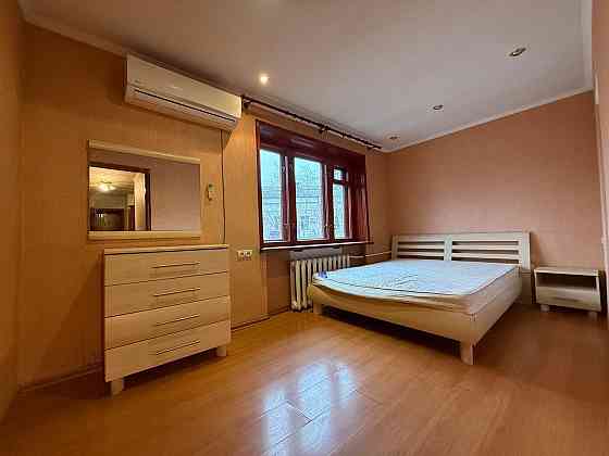 Продам 2-х комнатную в Калининском районе на Марии Ульяновой Донецк