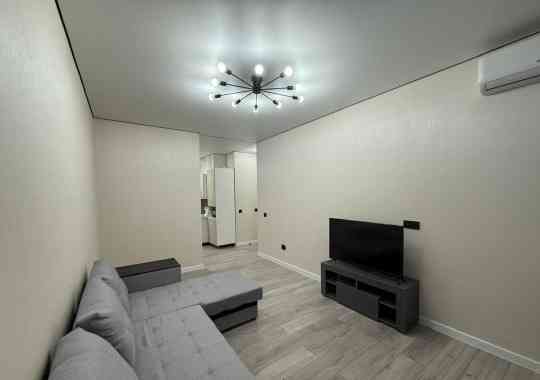 Сдаю однокомнатную квартиру 48.0 м² этаж 5 город Донецк, Калининский Донецк