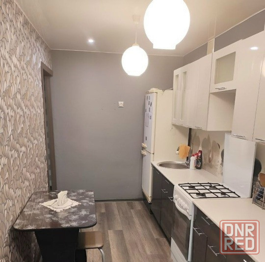 Сдаю однокомнатную квартиру 36.0 м² этаж 3 город Донецк, Ленинский Донецк - изображение 3