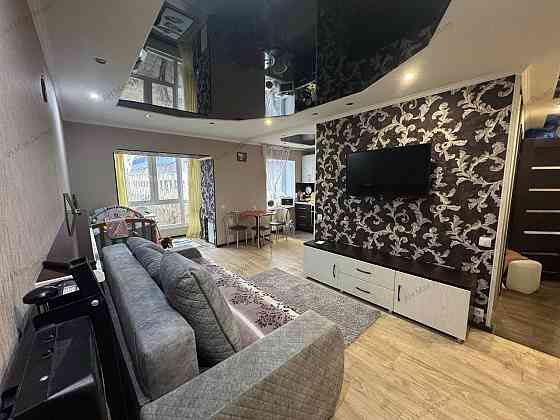 Продам 2-х комнатную квартиру в Донецке, Ленинский район ( ор-р универмаг Радуга) Донецк