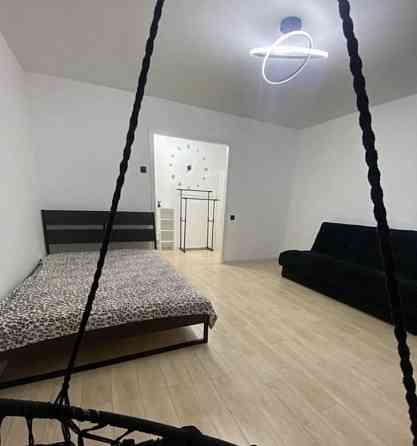 Сдаю однокомнатную квартиру в Куйбышевском районе на 4 этаже Донецк