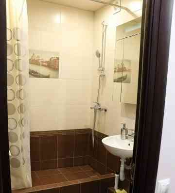 Сдаю однокомнатную квартиру в Ворошиловском районе на 6 этаже Донецк