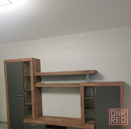 Сдаю однокомнатную квартиру 41.0 м² этаж 3 город Донецк, Ленинский Донецк - изображение 1