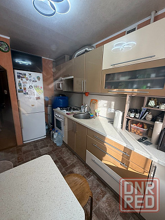 Продам 2-х комнатную квартиру в центре Гвардейки Макеевка - изображение 2