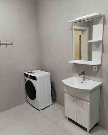 Сдаю двухкомнатную квартиру в Ворошиловском районе на 8 этаже Донецк