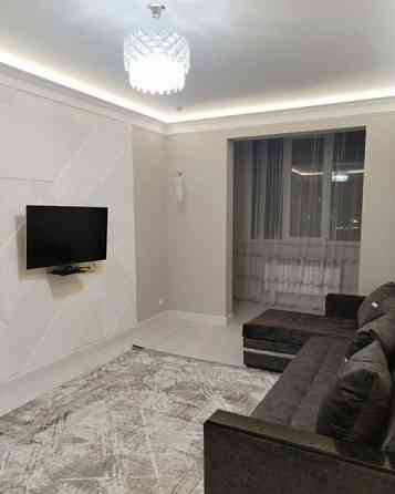 Сдаю двухкомнатную квартиру в Ворошиловском районе на 8 этаже Донецк