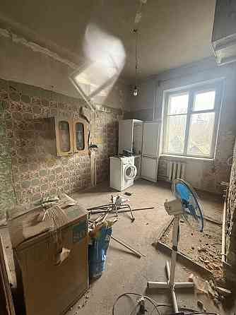 Продам 4-х комнатную квартиру на Гвардейке,пос.Орджоникидзе Макеевка