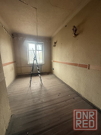 Продам 4-х комнатную квартиру на Гвардейке,пос.Орджоникидзе Макеевка - изображение 1