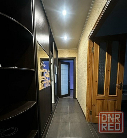 Сдаю двушку в Буденовском районе на 3 этаже девятиэтажки с площадью 54.1м Донецк - изображение 1