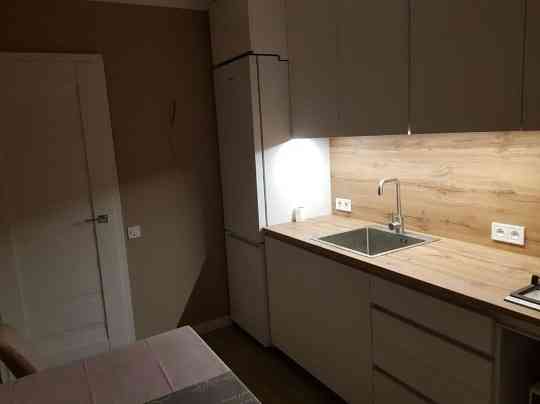 Сдам 2кв. Ленинском районе по улице Молодёжная.Квартира Донецк