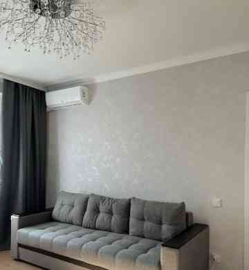 Сдаю двухкомнатную квартиру в Ворошиловском районе на 4 этаже Донецк