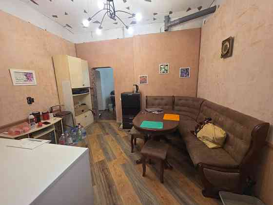 Срочная продажа 3-комнатная квартира на земле с приватированной земельным участком Макеевка