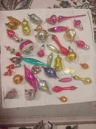 Елочная стеклянная игрушка Макеевка