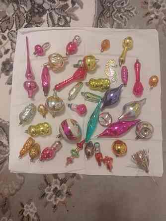 Елочная стеклянная игрушка Макеевка