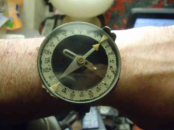 На мусоре коробки, Андриянов Донецк