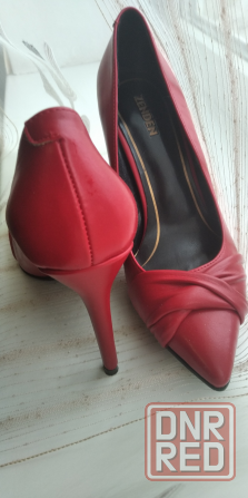 Туфли красные из экокожи Донецк - изображение 1