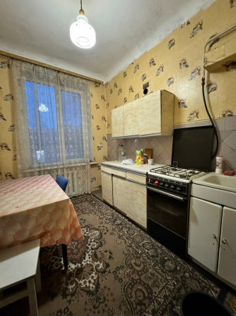 Продажа 2-комнатной квартиры 2/5, в самом центре Макеевки, ул. Московская Макеевка