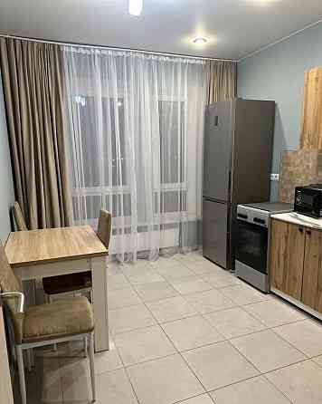 сдаю квартиру на доме быта Донецк