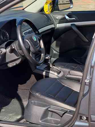 Шикарная Skoda Octavia 1.8 AT Донецк