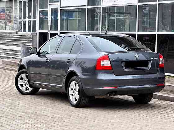 Шикарная Skoda Octavia 1.8 AT Донецк