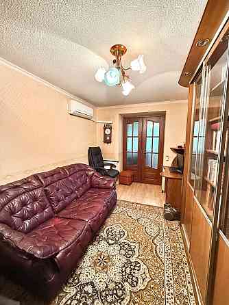 4-х комнатная 107 м. кв. квартира в Киевском районе Донецка (ориентир Адачи) Донецк