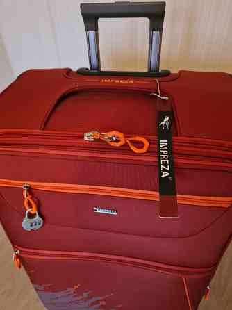 Продам новый чемодан Донецк