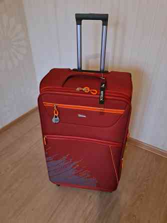 Продам новый чемодан Донецк