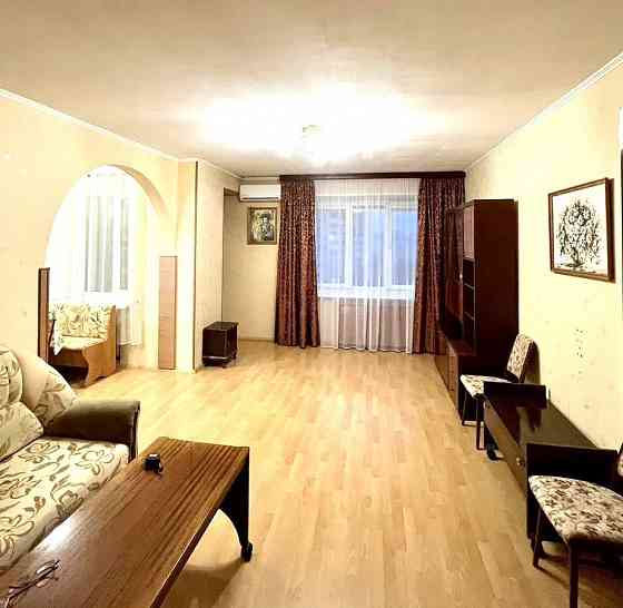 Сдается двухкомнатная квартира с мебелью. Калининский район, Медицинский университет Донецк