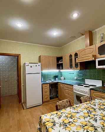 Сдается двухкомнатная квартира с мебелью. Калининский район, Медицинский университет Донецк