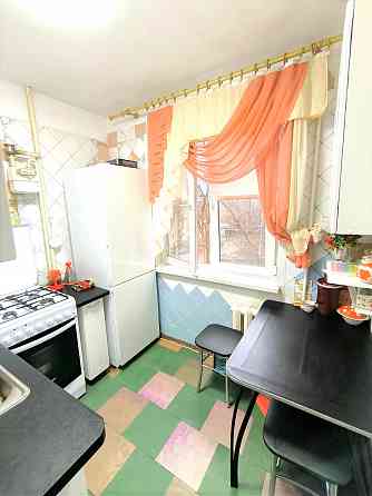 2-х комн. квартира в жилом состоянии, Калининский рынок/ул. Цусимская. Донецк