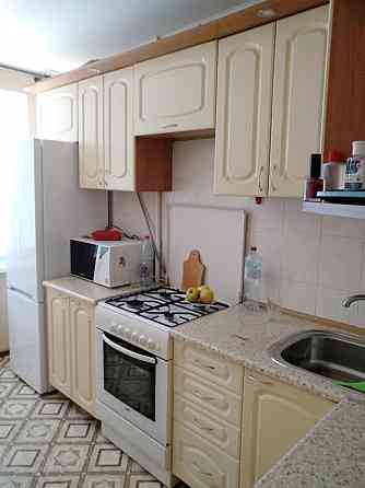 Сдается 2-к квартира на Восточном, левый берег. Ориентир - 5 школа. Мариуполь