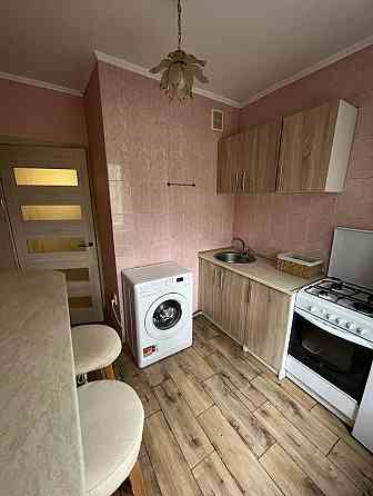 Сдается однокомнатная квартира в Ворошиловском районе по проспекту Ильича (ориентир каменка). Донецк