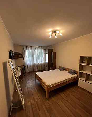 Сдается однокомнатная квартира в Ворошиловском районе по проспекту Ильича (ориентир каменка). Донецк