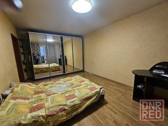 Сдаётся 2-х комнатная квартира в Кировском районе (Текстильщик), ул. Высоцкого, 15 Донецк - изображение 1