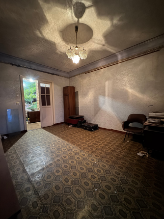Продажа 2-комнатной квартиры 2/5, в самом центре Макеевки, ул. Московская, ориентир вареничная Макеевка