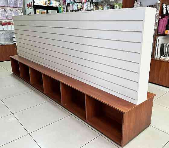 Витрины и шкафы для магазина Макеевка