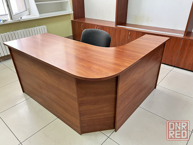 Витрины и шкафы для магазина Макеевка - изображение 6