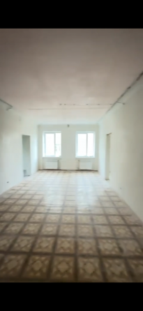 Продаётся просторная 3-комнатная квартира в Мариуполе, проспект Победы Мариуполь