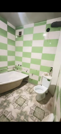 Продаётся просторная 3-комнатная квартира в Мариуполе, проспект Победы Мариуполь